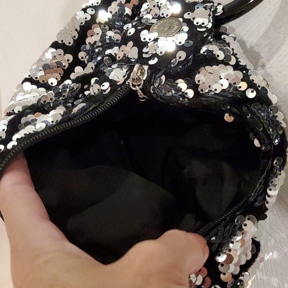 Silver spangle sequin magnetic closure acrylic ring glamour bag - Picture 3 of 7